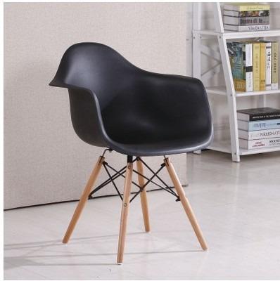 Studio Seat - Image 2